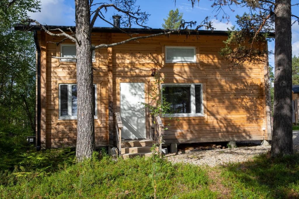 Шале Hirsi - The White Blue Wilderness Lodge Кааманен-45